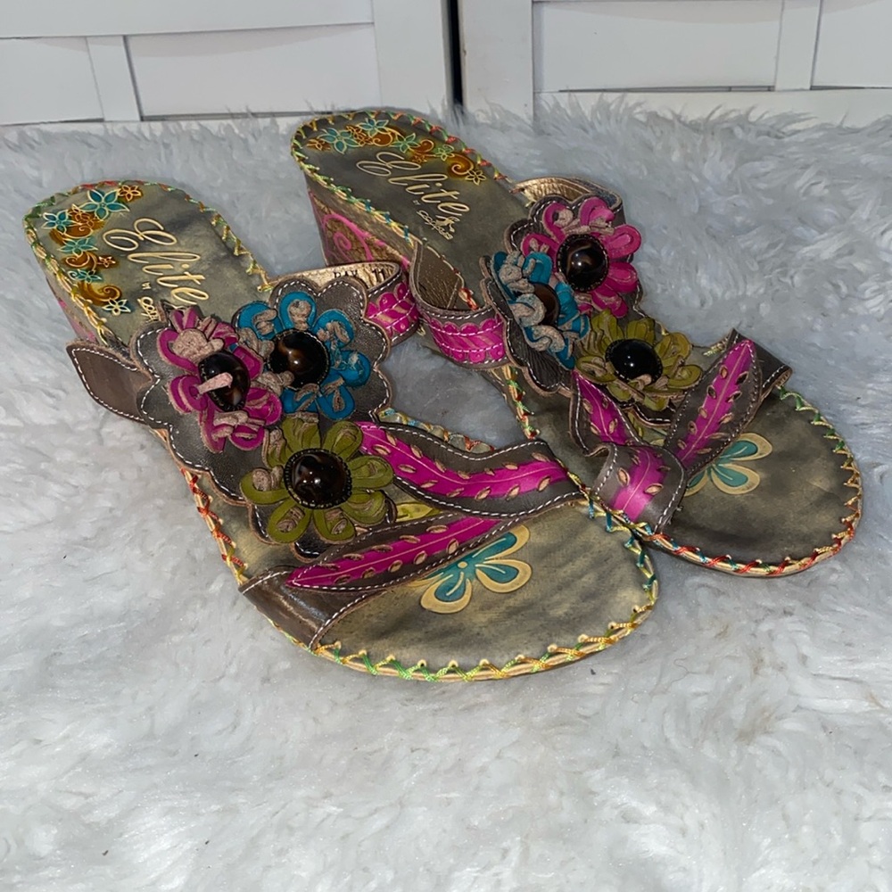 Elite by Corkys Bay Slip On Beaded and Floral leather Sandal Size 11